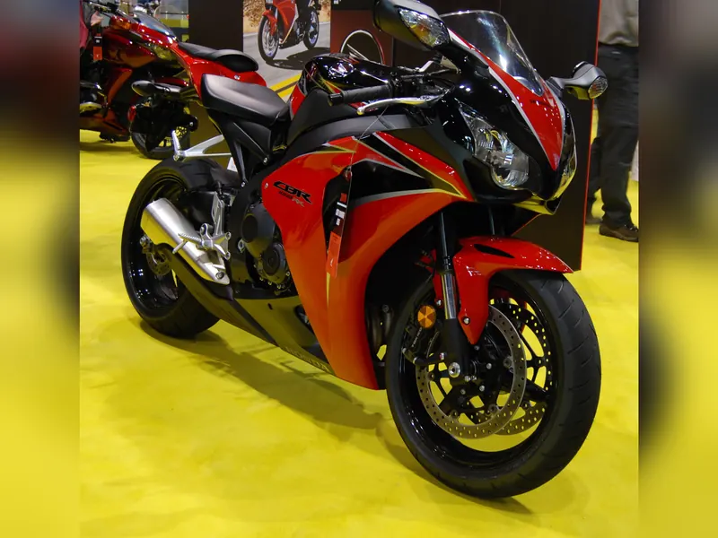 Honda CBR1000RR 2010 модельного року на мотосалоні